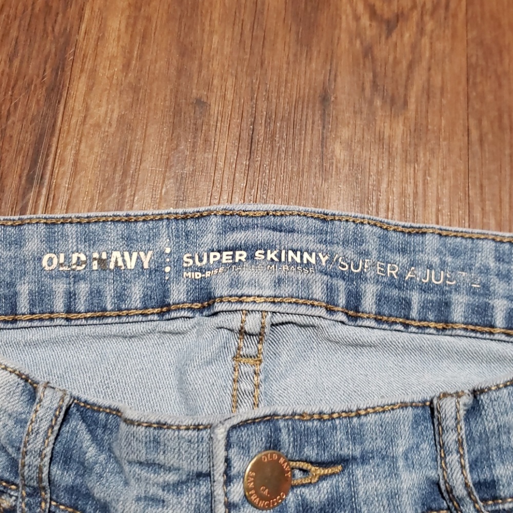 Old navy super skinny Jeans size 2 - Picture 2 of 4